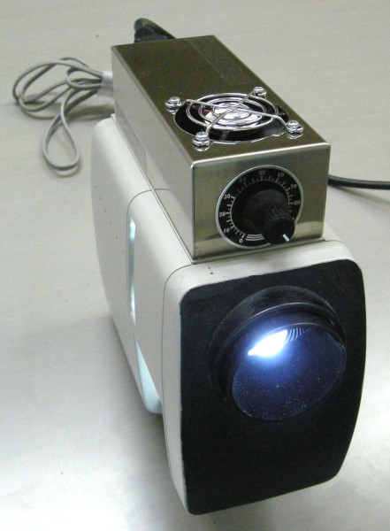 レンズ検査用・LED（～５０W)　※利用事例